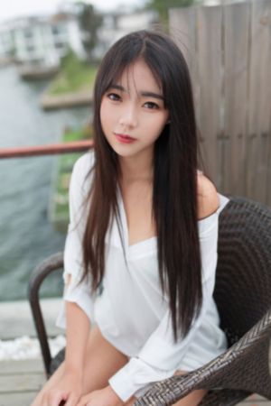 韩国av妈妈的朋友_超清迅雷电影在线