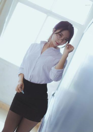 《春欲》在线播放_国产在线观看